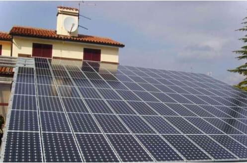 家用太陽(yáng)能光伏發(fā)電系統