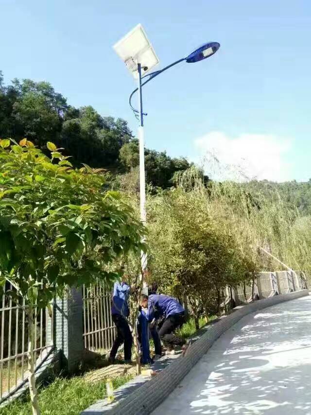 農村led太陽(yáng)能路燈