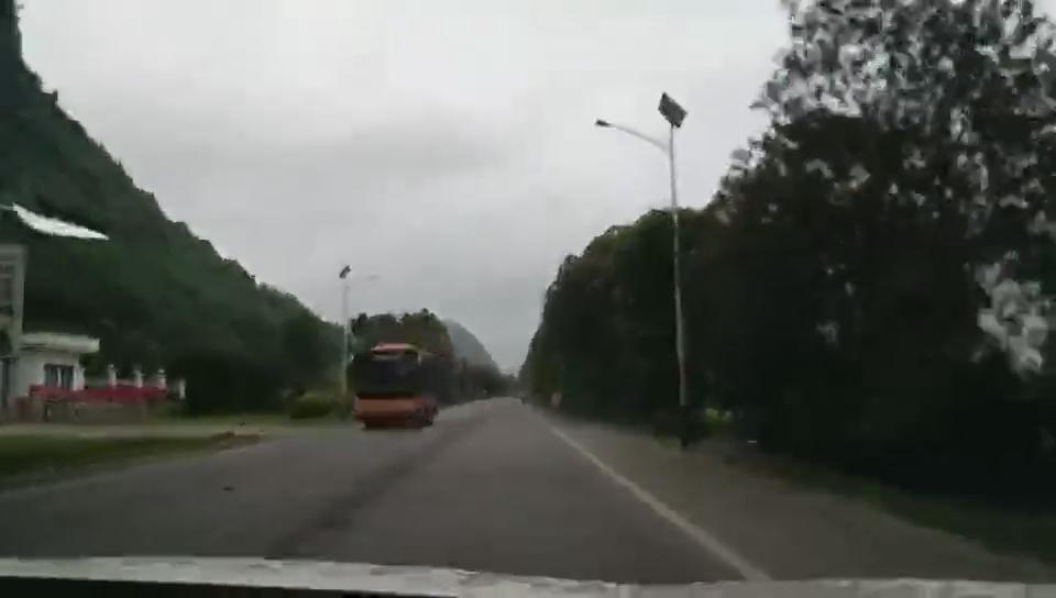 led太陽(yáng)能路燈 led太陽(yáng)能路燈