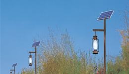 太陽(yáng)能led路燈廠(chǎng)家華可淺談太陽(yáng)能路燈安裝在公路上的優(yōu)勢