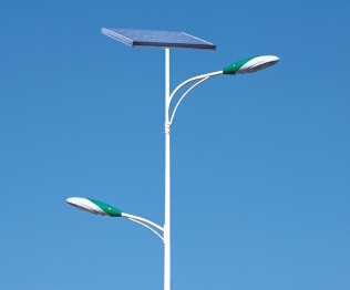 業(yè)內：怎樣才能購買(mǎi)到效用好的太陽(yáng)能LED路燈？