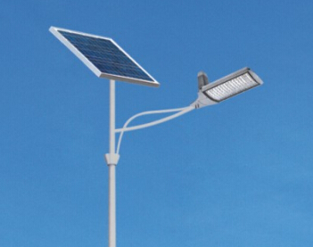 華可：太陽(yáng)能路燈蓄電池應如何維護？