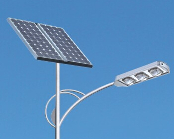 華可：如何判斷太陽(yáng)能路燈的光源質(zhì)量好不好？