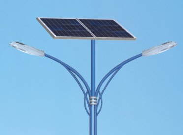 太陽(yáng)能路燈比普通路燈多了哪些部件？