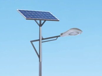 太陽(yáng)能led路燈燈桿如何處理防銹問(wèn)題？