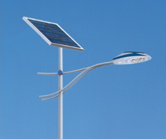 農村太陽(yáng)能路燈配置蓄電池還是鋰電池好？