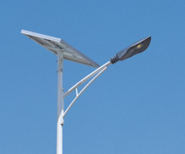 農村led太陽(yáng)能路燈電池板怎么配置？