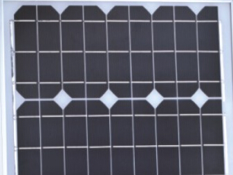 太陽(yáng)能led路燈電池板外觀(guān)區分單晶還是多晶？