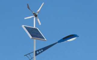 安裝太陽(yáng)能風(fēng)光互補路燈有哪些優(yōu)勢呢？