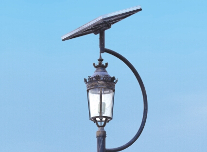 華可支招：太陽(yáng)能庭院燈搭配不同的場(chǎng)所有什么技巧？