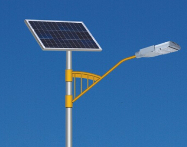 Led太陽(yáng)能路燈地基是怎么澆筑的？