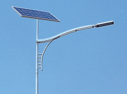 華可告訴你：太陽(yáng)能路燈有什么不為人知的特點(diǎn)？