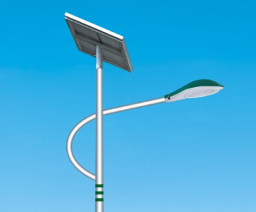 太陽(yáng)能路燈燈桿質(zhì)量受什么因素影響？