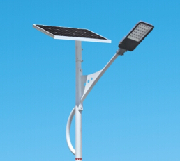 華可教你：怎樣的太陽(yáng)能路燈才是好的？