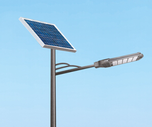 單臂太陽(yáng)能路燈和雙臂太陽(yáng)能路燈存在什么樣的差異？