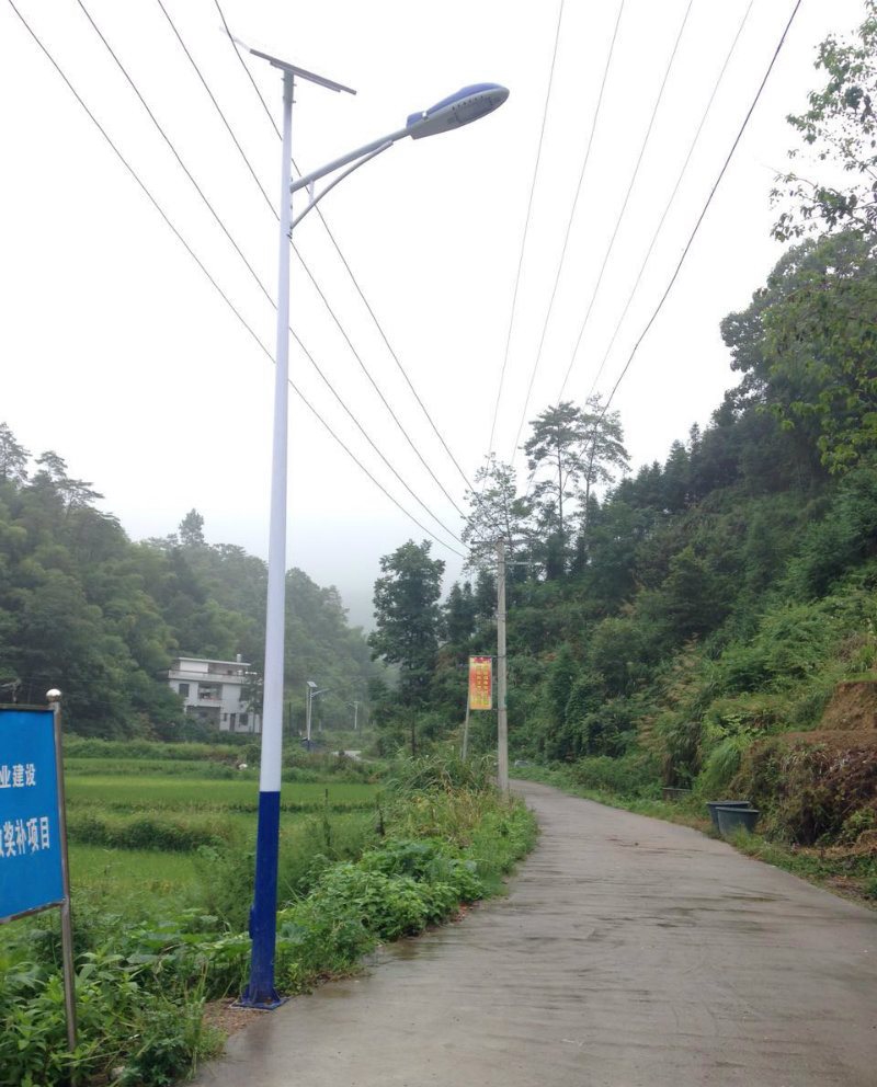 新聞：新農村太陽(yáng)能路燈的應用